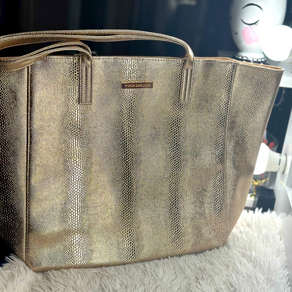 Vince Camuto Tote bag champagne color NWT
